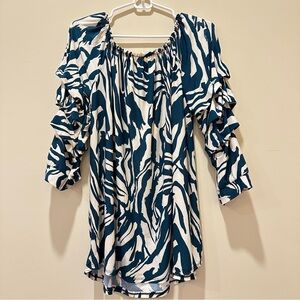 Women’s Ruffle Shoulder Zebra Print 3/4 Imperial Sleeve Top Green/Cream M/L/XL